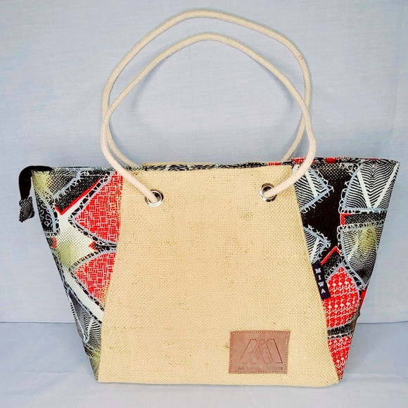 Handmade Bags from West Africa - Picture 5 of 8